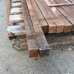 600.415 Kleine paaltjes  L.0.80  20 x  70 mm
