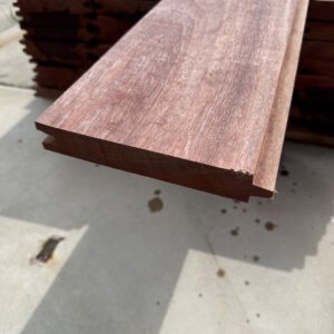 540.281 Angelim Vermelho Damwand   30 x 185 mm L. 1,5m